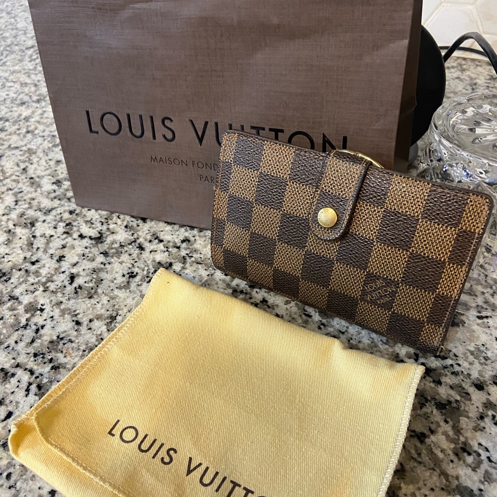 Louis Vuitton Damier ebene
